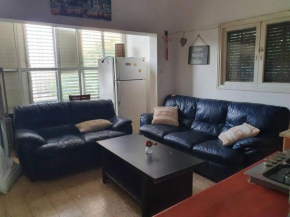 2 bedroom apartment in batiya makov shared rooms